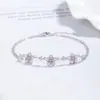 Pulsera de Flor de Melocotón de Resina Estilo Chanel, Pulsera de Plata 925, Joyería de Nicho de Lujo Ligero, Accesorio de Alta Gama para Mujer, Regalo de Cumpleaños