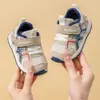 Zapatos Deportivos Nuevos para Niños Primavera/Otoño 2026 Zapatos para Niños Pequeños Niños Suela Suave Antideslizantes Zapatos para Bebés y Niños Pequeños Zapatos Funcionales para Bebé