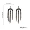 Aretes de Aguja Plateada con Borlas Semicirculares Incrustadas de Diamantes, Lujo Ligero y Sensación de Alta Gama, Aretes Versátiles Europeos y Americanos Exagerados de Tendencia de Nicho para Mujer