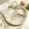 Elástico de Cabelo Flor de Lírio do Vale com Pingentes, Scrunchie Floral, Elástico de Cabelo para Meninas, Acessório de Cabelo