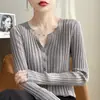 Cardigã de malha retro estilo coreano, macio, de manga comprida, para mulheres, outono e inverno, slim fit, curto, liso, canelado, casaco externo