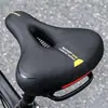 Selim de Bicicleta Selim de Mountain Bike Assento Confortável Absorção de Choque Assento Espessado Acessórios Universais para Bicicleta Guidão