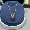 Colar Fred Versão Alta Pulseira com Fecho de Ferradura Pequena Feminina Luxo Leve Ouro 18k High-End Versátil Presente para Namorada Melhor Amiga