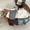 Colete Tricot Bordado Infantil Estilo Coreano para Meninos e Meninas, Design Fofo de Urso e Estrela Lua, Colete Versátil Moderno para Primavera e Outono