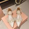 Sandalias Baotou Hada 2025 Nuevo Verano Francés Punta Encaje Perla Brisa Nocturna Zapatos Suaves Retro