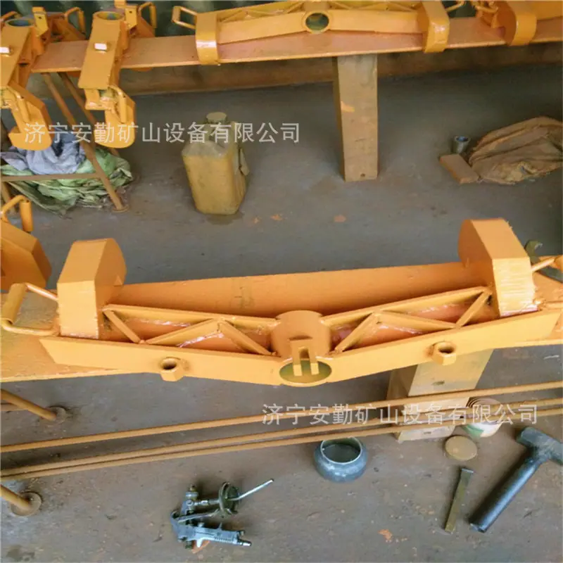 11044405844_1923423829.jpg