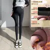 Calças de maternidade para outono e inverno, forradas com fleece e espessadas, adequadas para uso ao ar livre, leggings de maternidade com suporte para a barriga, calças de maternidade quentes, calças de algodão para o outono