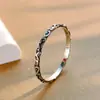 Anel Personalizado em Prata de Lei S925 Estilo Escuro, Delicado Design de Videira Antiga Enrolada, Joia Clássica Estilo Ch Venda por Atacado