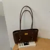 Bolso cruzado de piel de aceite francesa retro para debajo del brazo para mujer 2026 Otoño Nueva Moda Nicho Bolso de un solo hombro Gran capacidad