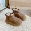 Botas Martin Casuales para Niños 2025 Otoño/Invierno Nuevo Estilo Suela Suave Caña Media Botas de Piel para Niñas Estilo Chino Retro Moda Botas de Nieve