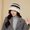 Sombrero de Punto de Nuevo Estilo para Otoño e Invierno para Mujer, Sombrero Tipo Cubo Casual, Sombrero de Moda Cálido Forrado de Polar, Versátil Sombrero de Punto Nuevo para Venta Transfronteriza