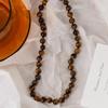 Collar Colgante Vintage Estilo Maillard con Piedra Ojo de Tigre para Mujer, Sensación de Lujo Ligero de Alta Gama, Cadena para Suéter de Verano, Accesorio Largo
