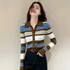 Cardigan de Tricô Gola Polo Listrado Color Block Estilo Coreano Feminino Outono Novo Retrô Emagrecedor Suéter Versátil Top A14546
