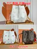 Nuevo bolso de hombro blanco de tres tonos de Lujia, bolso cruzado, bolso cuadrado pequeño de moda, disponible para dropshipping sin H, viene en empaque de caja de regalo