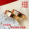 Anel de Cartão V-Gold Moda Anéis de Casal de Aço Titânio Anel de Cartão Sem Diamantes Três Diamantes Estilo Europeu e Americano Personalizado Venda Direta de Fábrica