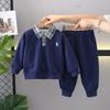 Conjunto de Roupa Masculina para Primavera e Outono 2025 Novo Estiloso Bebê 1-3 Anos Roupas Primavera e Outono Bordado Gola Dupla Conjunto de Duas Peças Tendência