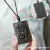 Bodhisattva Ajedrez Carvado de Madera de Águila 461 Colgante Unilateral Marca Zaki Estilo Chino Juguete de Madera de Mano para Colgar en el Cuello