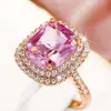 Huitan desejo Amazon novo anel quadrado europeu e americano cravejado com micro diamantes rosa anel elegante de zircônia simulada anel de casamento