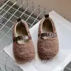 Zapatos de algodón forrados de polar para mujer Birkenstock 2026 para exteriores otoño e invierno, color liso, peludos, de suela suave, cálidos mocasines Mary Jane