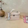 Bolso caja de lunares estilo coreano, un bolso de hombro, bandolera simple y elegante, versátil para el trabajo, y un bolso de mano cuadrado pequeño casual