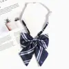 Accesorios para Camisa de Golpe Libre de Personas Estilo Japonés Corbata Azul Estilo Académico jk Patrón Perezoso Vestido Académico Lazo de Corbata Mano de Mujer dk