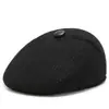 Nuevo modelo de invierno de gorra tipo pico para hombres de mediana edad y mayores, adecuado para papás y abuelos, engrosado para abrigar y proteger los oídos, ideal para viajes al aire libre