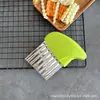 Cortador de Batata Lobo em Aço Inoxidável Multifuncional Faca Ondulada Espessada Fatiador Ondulado Cortador de Legumes Elaborado Faca para Batatas Fritas