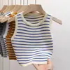 Verano para Mujer Estilo Coreano Nuevas Llegadas Ropa Exterior Tejido Sin Mangas Top Corto Ajustado Cuello Redondo Top sin Mangas Rayado