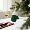 Enfeites de luvas de tricô de Natal transfronteiriços, capas de talheres torcidas vermelhas e verdes, pequenos pingentes para decoração de árvore de Natal