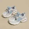 Zapatos Deportivos Casuales Gruesos para Correr Estilo Coreano para Hombres Nuevos Papá 2026 Otoño Estudiante Aumentan Altura Fb017-1