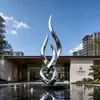 Escultura de Arte Abstrata Grande de Aço Inoxidável Personalizada para Exterior Paisagismo de Jardim Folha de Ginkgo Praça Parque Shopping Center Decoração