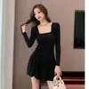 Vestido cuadrado moderno y elegante con diseño de cintura fruncida, adelgazante y favorecedor, de manga larga, vestido sexy para mujer
