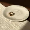 Anillo de Piedra Ojo de Tigre Hueco Tallado Estilo Vintage para Mujer, Lujo Ligero Retro Estética de Alta Gama, Anillo Índice Melard