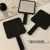 Espejo simple de mango estilo casual, espejo de retoque de alta gama conveniente, espejo pequeño lindo para niñas, espejo de mano para maquillaje fácil de usar
