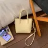 Bolsa de Mão Estilosa para o Dia a Dia Bolsa Saco para Mulheres Lançamento Primavera 2026 Nova Bolsa de Ombro Simples Tendência Bolsa Transversal