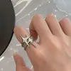 Anillo de Estrella en Forma de Cruz Estilo Minimalista Metálico Diseño de Nicho para Mujer Anillo para Dedo Índice de Personalidad Joyería de Alta Gama