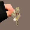 Broche Flor Tulipa Feminino Corsage de Alto Padrão Exquisito Elegante Luxuoso Alfinete Acessórios de Alto Padrão para Terno Cardigã