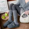 Meias Outono e Inverno 2025 para Meninas da Amazon Japão e Coreia, Meias 3/4 com Pompons, Meias de Cano Médio, Meias Largas, Meias Longas