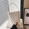 Bolsa Pequeña de Bordado de Diamantes para Mujer 2026 Nueva Tendencia de Verano Versátil Cadena Bolso Cruzado Bolso Cubo