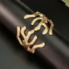 Pulseiras Redondas Irregulares Transfronteiriças Europeias e Americanas, Pulseiras de Estilo Moderno e Descolado, Pulseiras de Nicho de Luxo Leve e de Alta Qualidade para Mulheres