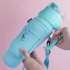 Venta caliente transfronteriza cubierta para vaso de helado de 40 oz material de buceo bolsa para vaso de agua cubierta protectora bandolera cubierta protectora para vaso térmico Stanley fabricante