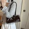 Bolso de axila de nicho estilo coreano para mujer, Nuevo bolso de hombro de moda Verano 2026, Bolso tote para commuting