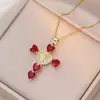 Colar Feminino Colorido Zircônia Joias Design de Nicho Pingente Cruz Completo em Diamante Colar Corrente de Clavícula em Aço Inoxidável