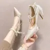 Sandalias de Tacón Alto Elegantes de Punta Fina Estilo Francés para Mujer Color Nude con Lazo Nuevo Primavera/Verano 2026