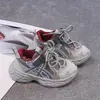 Zapatos Infantiles 2026 Nueva Tendencia de Moda Primavera y Otoño Zapatos Deportivos para Niñas Malla Transpirable Zapatos de Running para Niños Papá Zapatos