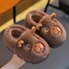 Chinelos de algodão infantis de capivara para o inverno, chinelos internos para casa para meninos, chinelos de algodão fofos para meninos e meninas mais velhos