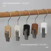 Tienda de ropa gancho de madera maciza pinza pinza para sombrero perchero para bufanda madera original gancho de pinza única bufanda decorativa S negra y blanca
