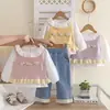 2026 Nuevo Conjunto de Ropa de Otoño para Niñas Ropa de Otoño para Niños Elegante Moderno Estilo Primavera y Otoño para Bebés Conjunto de Tres Piezas Venta al por Mayor