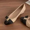 Sapatos Mary Jane Chuyuji estilo francês com bico redondo e confortáveis para mulheres, novo modelo 2026, sapatos baixos de um só tom com blocos de cor e padrão de losangos inspirados em Chanel