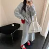 Suéter Jacket Suave y Ceroso para Mujer en Otoño e Invierno Nuevo Estilo Casual Ropa Exterior Cardigan de Punto Perezoso Falda Media Traje de Dos Piezas